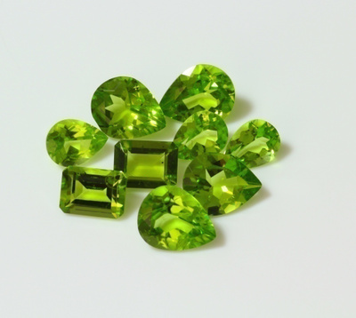 Peridootti 9 kiven setti 16.16ct, Upea laatu. SUPERHINTA!