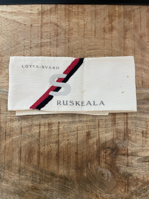 Lotta Svärd hihanauha RUSKEALA