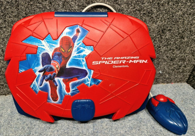 Spider-man lapsen ensi tietokone