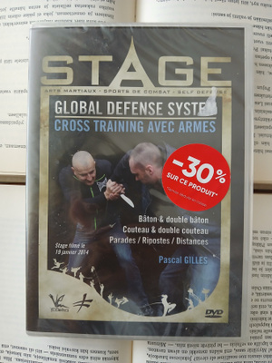Global Defense System: Cross Training avec armes (UUSI DVD)