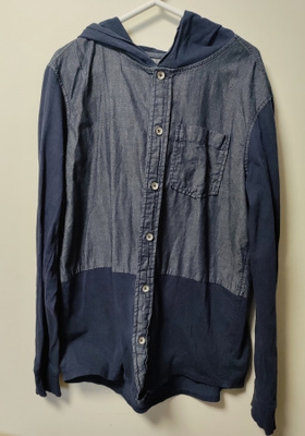 Paitahuppari koko 150 cm. Benetton