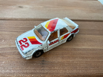 Saab 9000 Matchbox n. 1/64 kokoa.