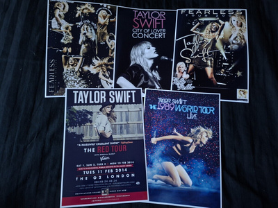 TAYLOR SWIFT --- julistesetti 5kpl --- 21cm x 30cm #1