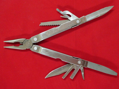 Leatherman super tool