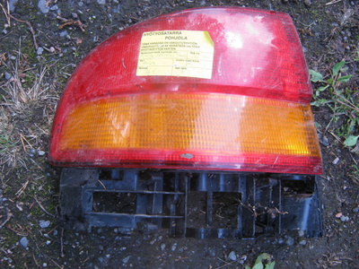 Toyota Carina E farmari takavalo