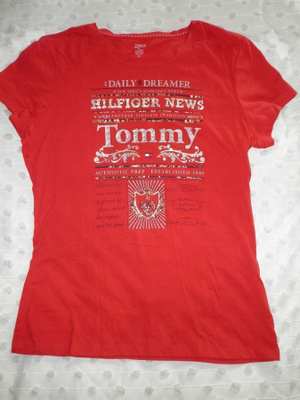 PUNAINEN TOMMY HILFIGER T-PAITA KOKO:L