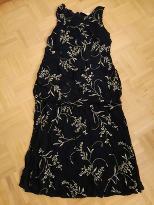 Tummansininen mekko koko pieni L