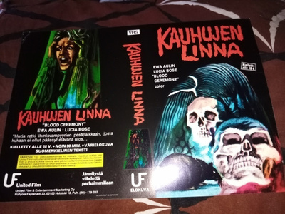 VHS kansipaperi Kauhujen linna ( SIS POSTIKULU)
