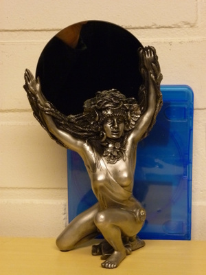 LADY MIRROR 23CM	(22 679)	(lib-26)