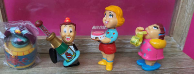Kinder Happy 2000