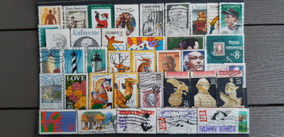 USA n. 1970-80 luku LEIMATTUJA postimerkkejä 39 kpl