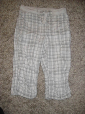 *H&M ruutushortsit    koko  152 cm