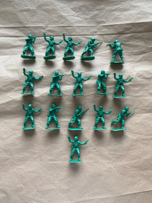 Vintage Lelusotilaita (16kpl)