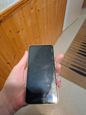 Samsung A 55 puhelin