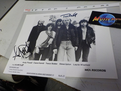 WISHBONE ASH B/W KUVA KAHDELLA NIMMARILLA