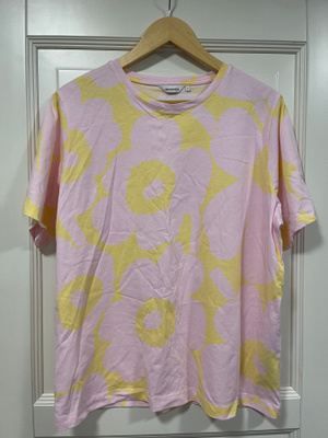 Uusi Marimekko Tunnit unikko XL