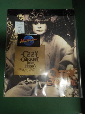 OZZY OSBOURNE - KIERTUEKIRJA + KOKO BÄNDIN NIMMARIT
