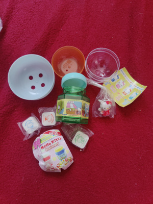 Hello Kitty -setti