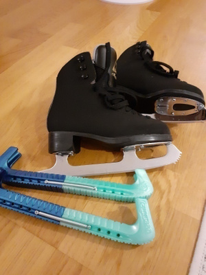 Poikien taitoluistimet Jackson Mystique kokoa 31 EU
