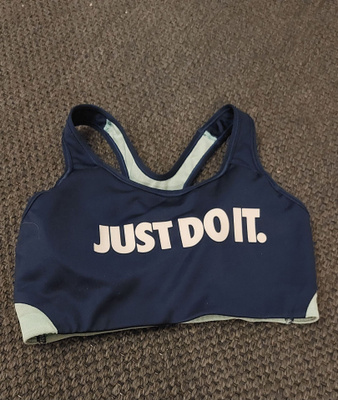 Nike urheilutoppi urheiluliivi koko S