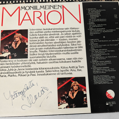 LP Marion "Kannessa Marionin nimikirjoitus!!!