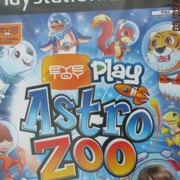 PLAYSTATION 2 EYETOY: PLAY ASTRO ZOO