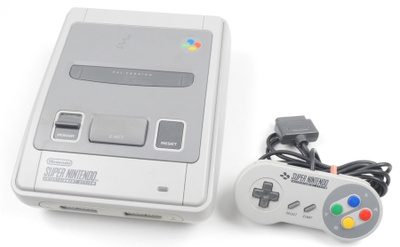 Super Nintendo Console (SNES)