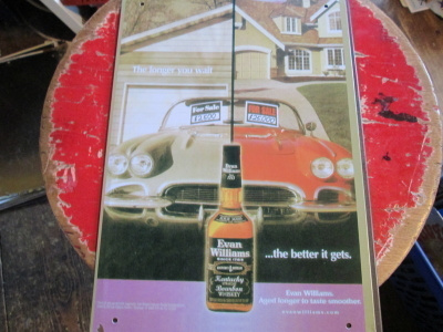 Peltikyltti Evan Williams Bourbon Whiskey. Corvette