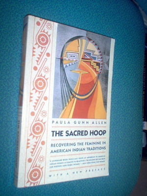 Paula Gunn Allen: THE SACRED HOOP (intiaanit) Sis.postikulut