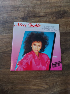 Nicci Gable - Can't Get Close To You