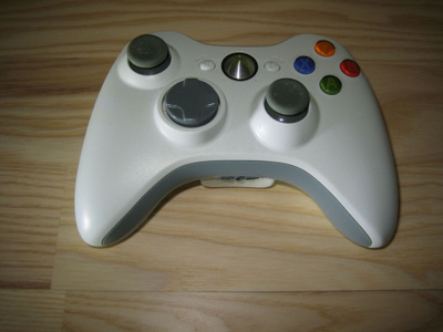 Xbox360 Alkuperäinen ohjain