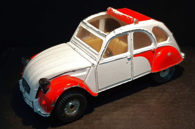 Corgi Citroen 2CV 6