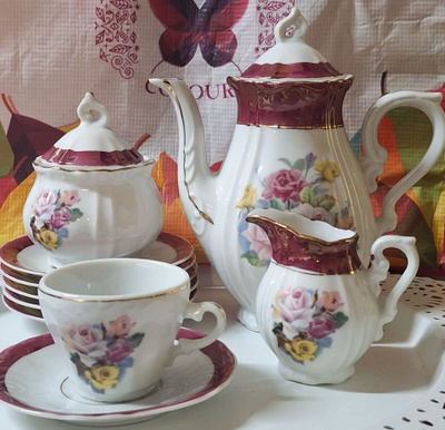 Siro teeastiasto tai kahviastiasto, japanilainen