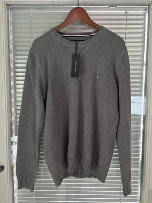TOMMY HILFIGER MIESTEN VILLANEULE - UUSI KOKO L
