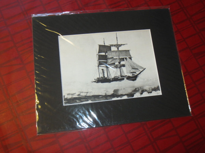 Vintage sisustustaulu yli 100 vuotta vanhasta kuvasta