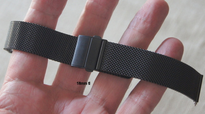 Musta 18mm mesh ranneke taittolukolla