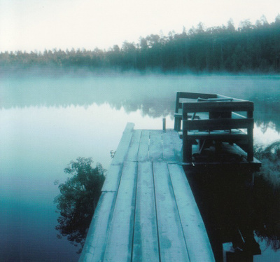 Laituri, usvaa (neliökortti)