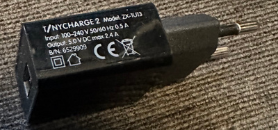 Tinycharge 2 2,4A USB - virtalähde