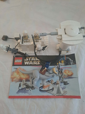 LEGO 7749 Echo Base