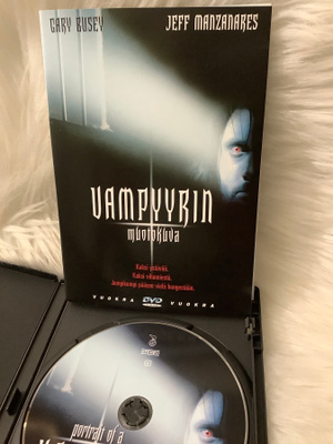 VAMPYYRIN MUOTOKUVA  (SUOMIKANNET)