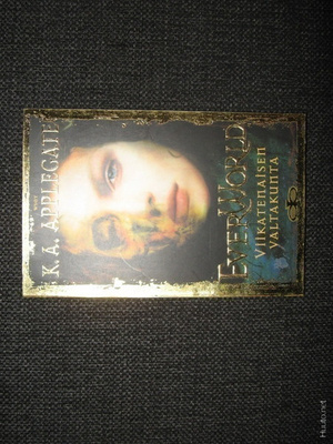 K.A. Applegate:Everworld Viikatenaisen valtakunta v. 2002