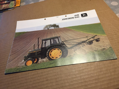 TRAKTORI ESITE JOHN DEERE 1040 HYVÄ