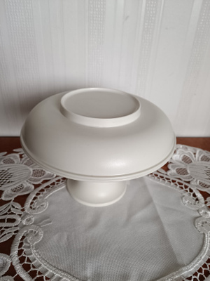 Tupperware kannellinen tarjoiluastia