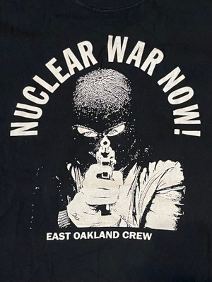 NUCLEAR WAR NOW!, T-paita, L-koko