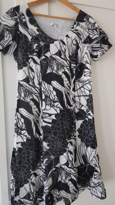Steilmann musta-valko kuosillinen Mekko / Kesämekko - 42