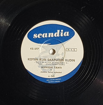 Savikiekko 1957 - Annikki Tähti - Scandia KS-277