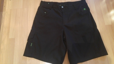 CLOVER shortsihousut W32