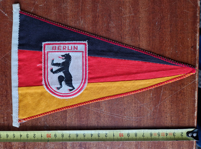 Berlin Saksa vintage matkailuviiri