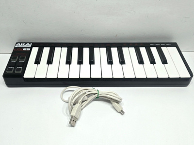 Akai LPK25 Performance Midi USB Keyboard