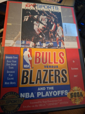 Sega Genesis Bulls vs Blazers in the NBA Playoffs CIB